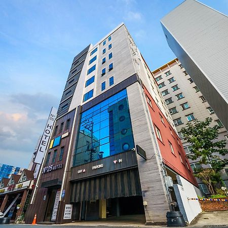 Number 25 Gyeongju City Hall ภายนอก รูปภาพ
